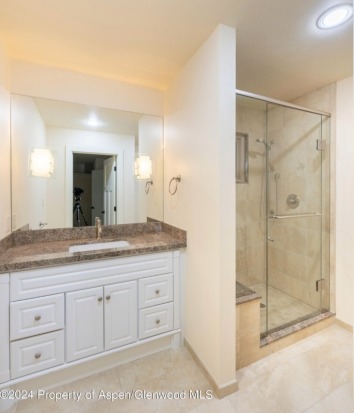 Aspen_Co_homes_for_sale_58_Maroon_Drive_8_ColdwellBankerMM