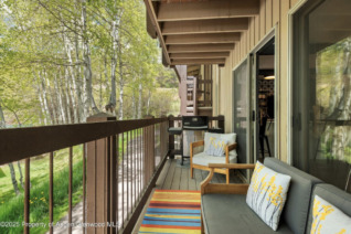 Snowmass_Village_condos_for_sale_35_Upper_Woodbridge_Road_2ab_8_ChristiesInternational