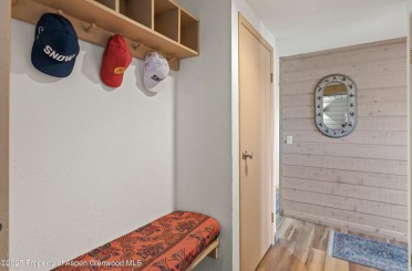 Snowmass_Village_condo_for_sale_55_Upper_Woodbridge_Road_H-5_10_PlusRealEstate