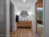 Aspen_Co_condos_for_sale_107_Aspen_Mountain_Road_3_2_ChristiesInternational
