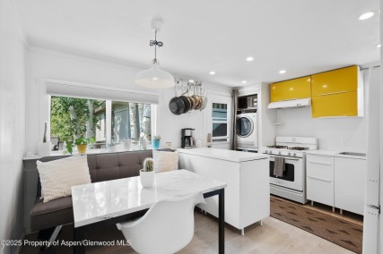 Aspen_Co_homes_for_sale_306_Oak_Lane_1_ColdwellBankerMM