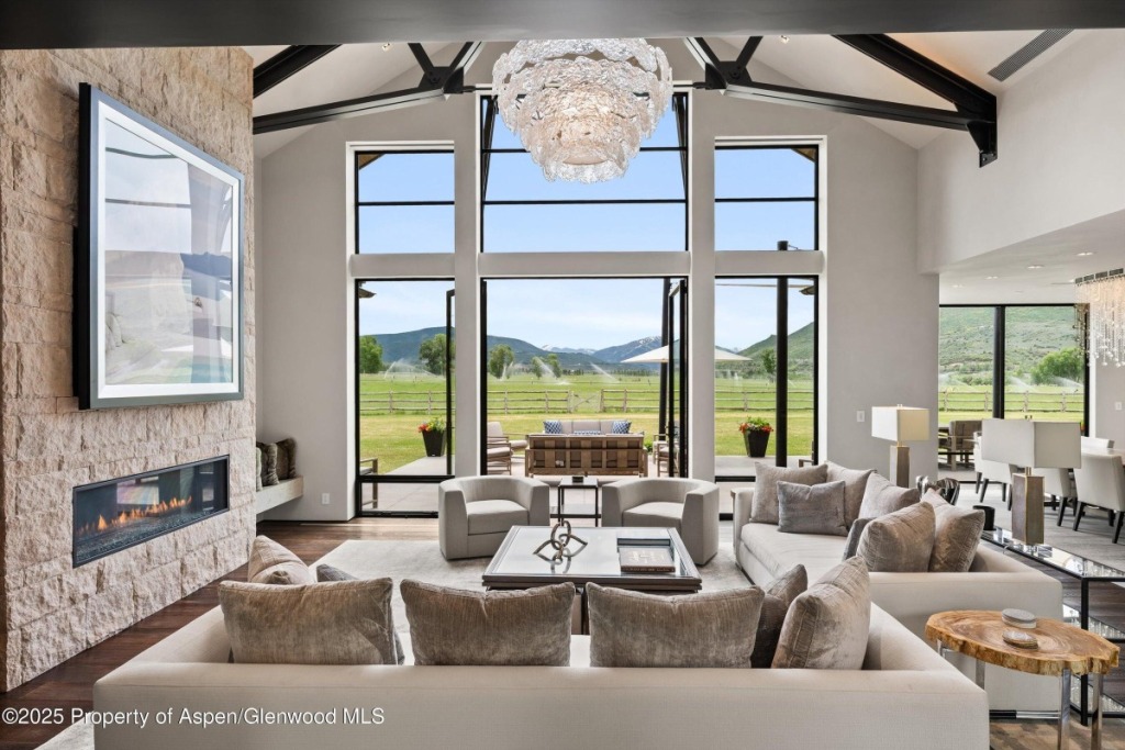 Aspen_Co_homes_for_sale_125_Rooney_Circle_5_Compass Woody-Creek_Co_homes_for_sale_295_Aspen_Valley_Ranch_Road_5_DouglasElliman