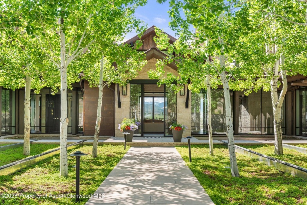 Aspen_Co_homes_for_sale_125_Rooney_Circle_3_Compass Woody-Creek_Co_homes_for_sale_295_Aspen_Valley_Ranch_Road_DouglasElliman