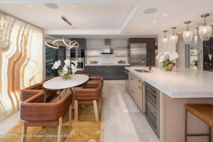 Aspen_Co_condos_for_sale_617_E_Cooper_Avenue_Unit_110_1_Engel&Volkers
