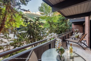 Aspen_Co_condos_for_sale_617_E_Cooper_Avenue_Unit_110_8_Engel&Volkers