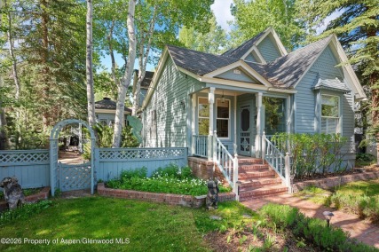 Aspen_Co_homes_for_sale_715_W_Smuggler_Street_1_AspenSnowmassSothebys