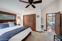 Aspen_Co_homes_for_sale_930_Matchless_Drivee_7_RedfinCorporation