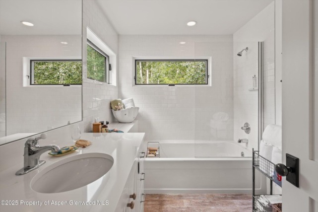 Aspen_Co_homes_for_sale_9555_Castle_Creek_Road_10_Compass