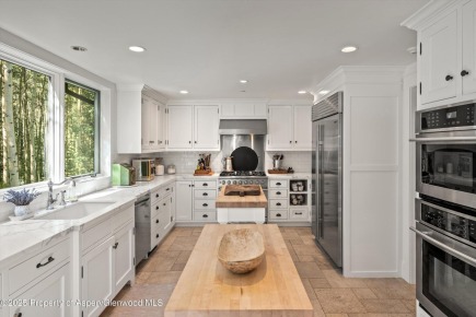 Aspen_Co_homes_for_sale_9555_Castle_Creek_Road_6_Compass